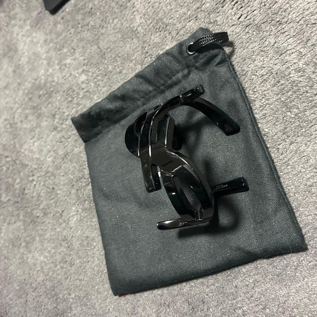 サンローラン　カサンドラ　ロゴ　ysl バングル　ブレスレット　0710