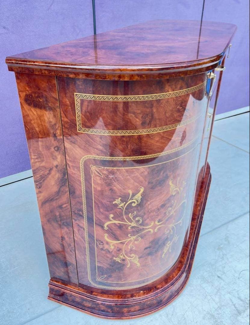 アンティークなビクトリア朝様式のウォールナット象嵌細工のクレ デンザ