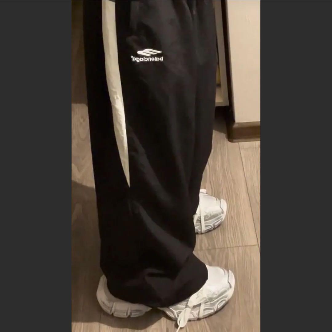 balenciaga ジョガーパンツ　ナイロン