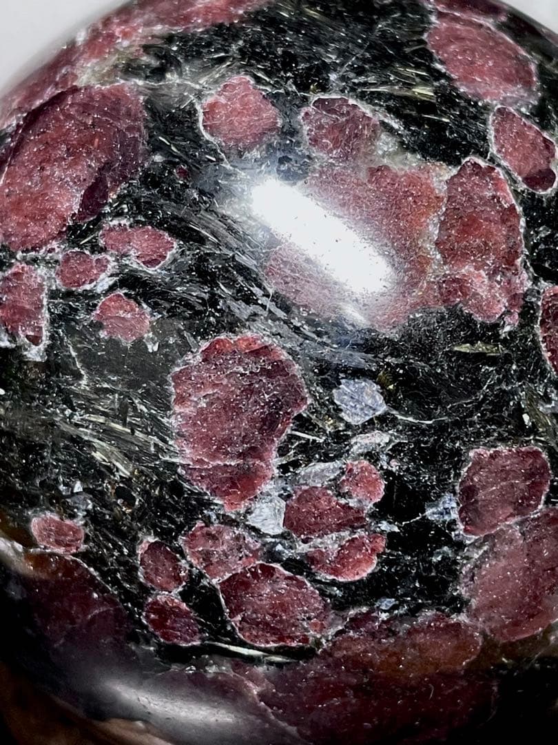 ガーネット インヌーマイト【丸玉●スフィア】台座付き◆天然石◆パワーストーン