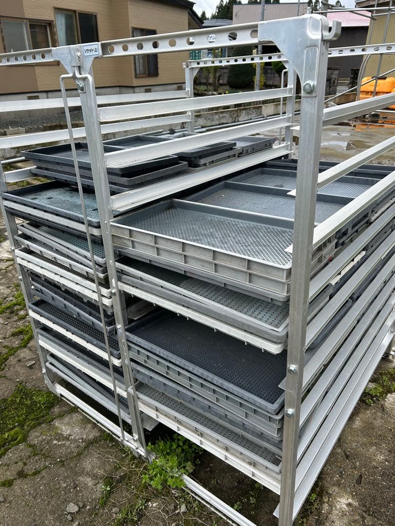 【直接取引限定】アルミ製苗棚水平式80枚用