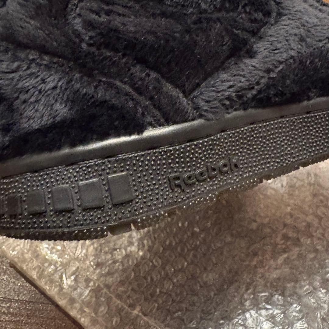 Reebok リーボック ハローキティ コラボ スニーカー24cm美品