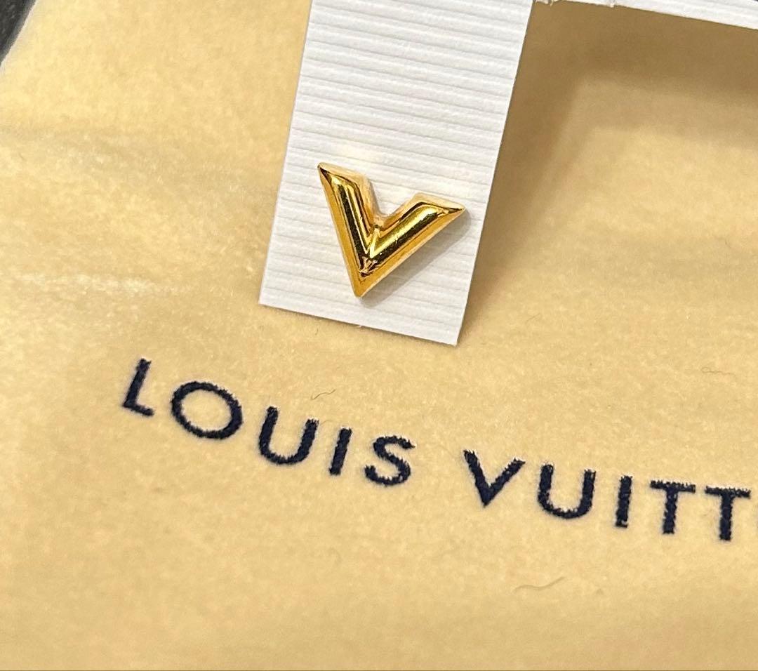 Louis Vuitton エセンシャルV ゴールド ピアス　片耳　本体のみ