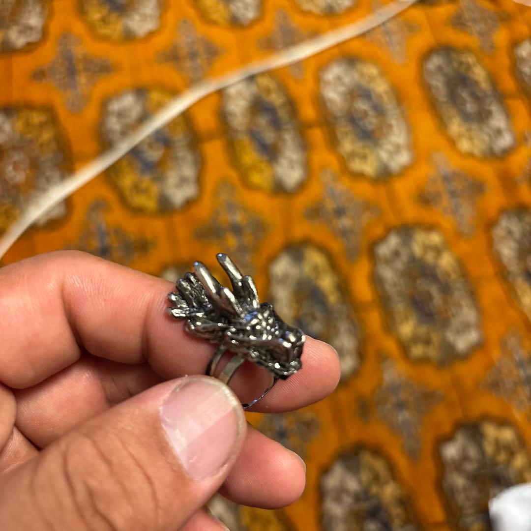 ドラゴンヘッド・デザイン調整可能リング