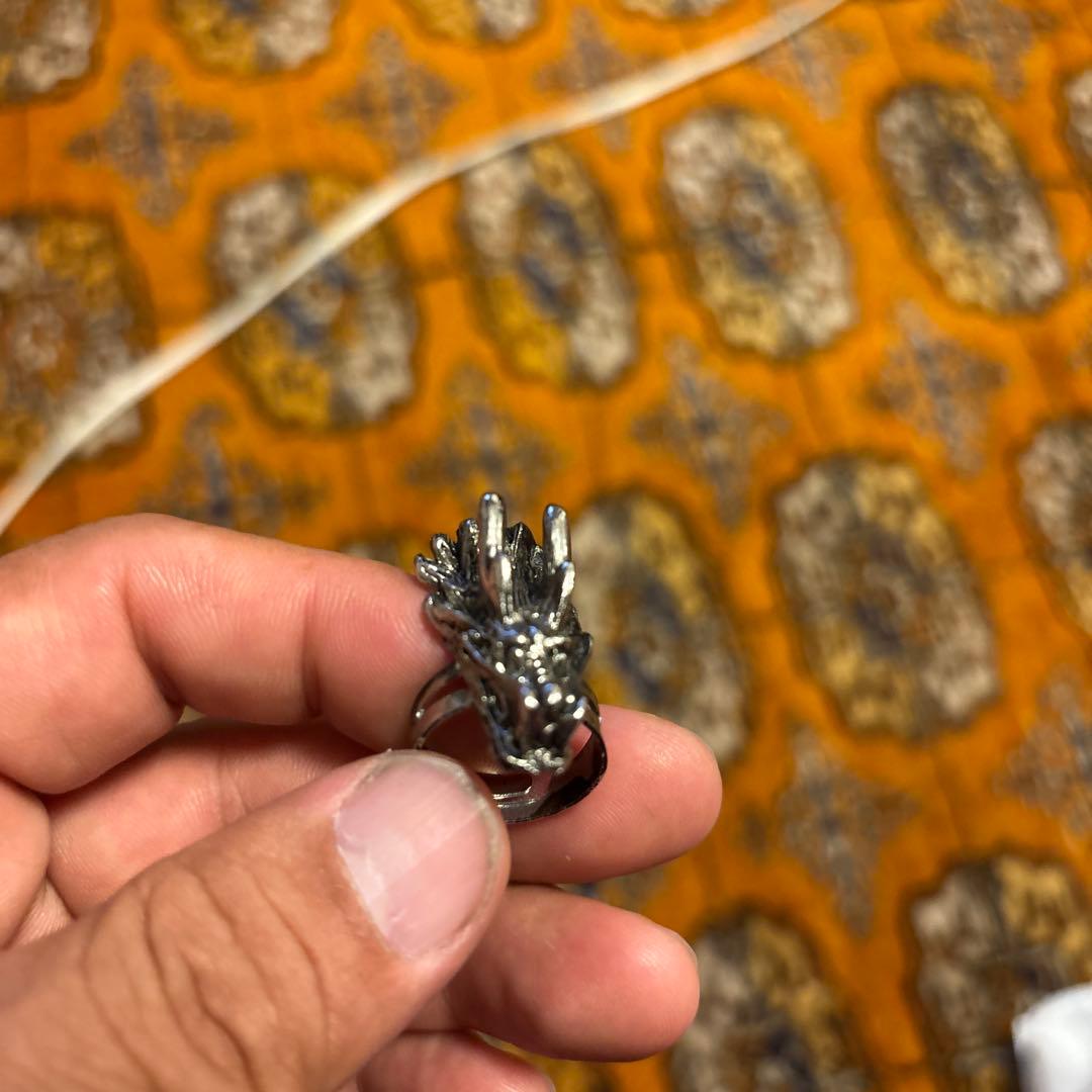 ドラゴンヘッド・デザイン調整可能リング