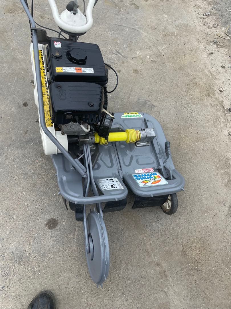 ウイングモア　WM606D 畔　2面刈