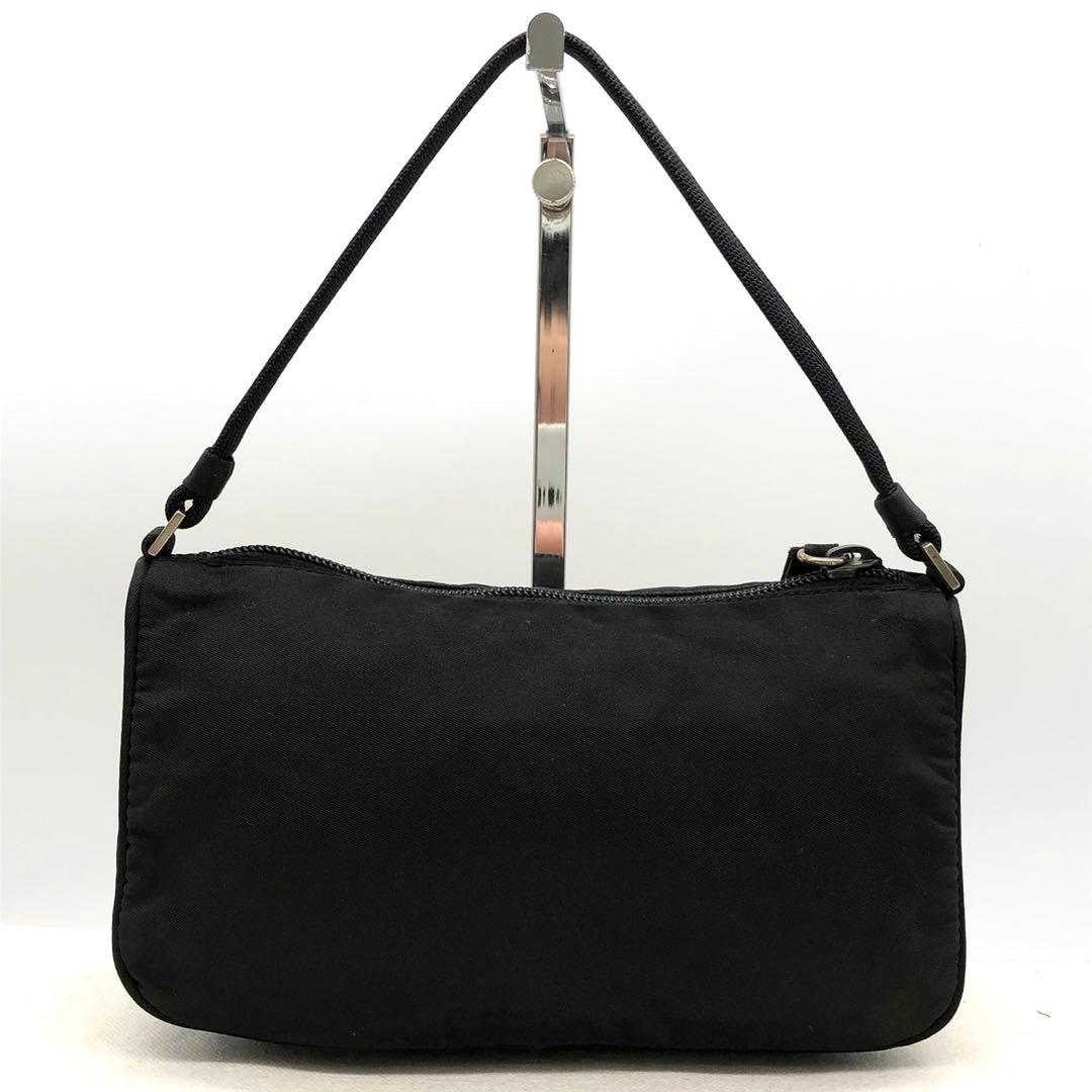 ✨美品✨プラダ アクセサリーポーチ 三角ロゴプレート テスートナイロン ブラック