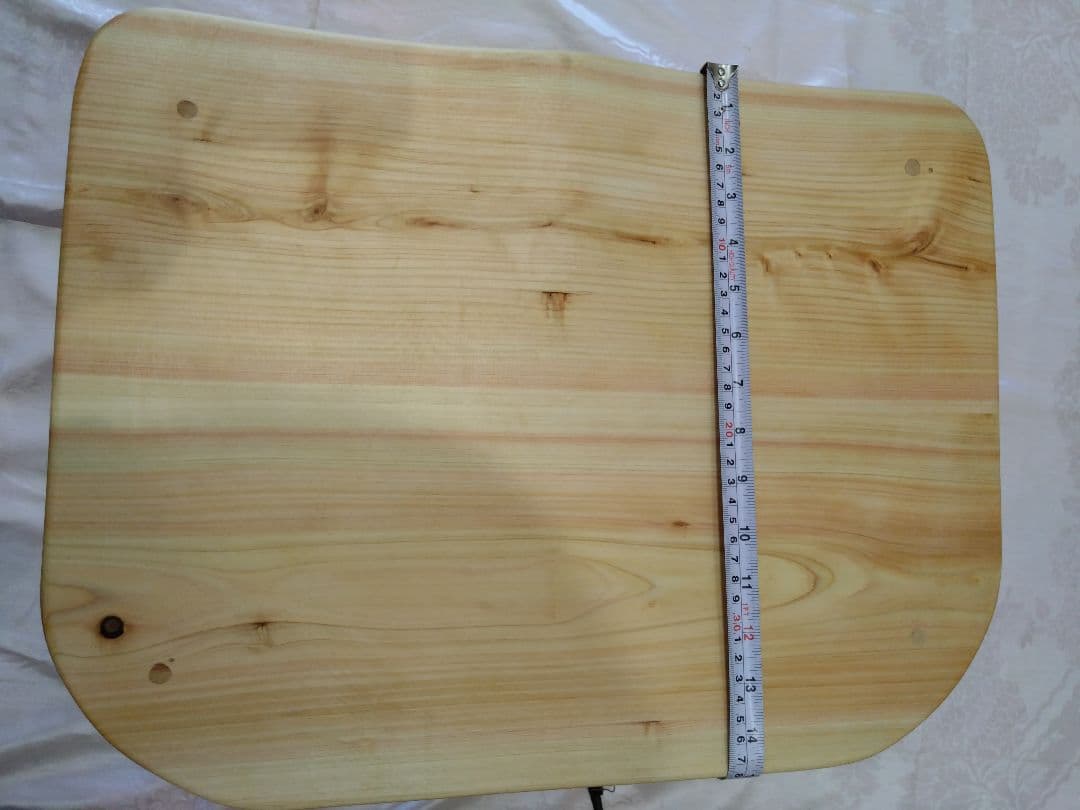 杉板のテーブル・檜の椅子セット　ねこさんになります❕