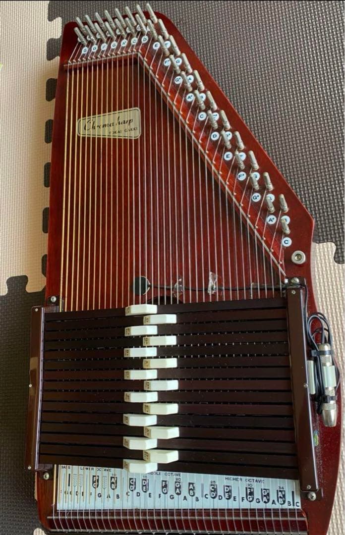 東海楽器のクロマハープ