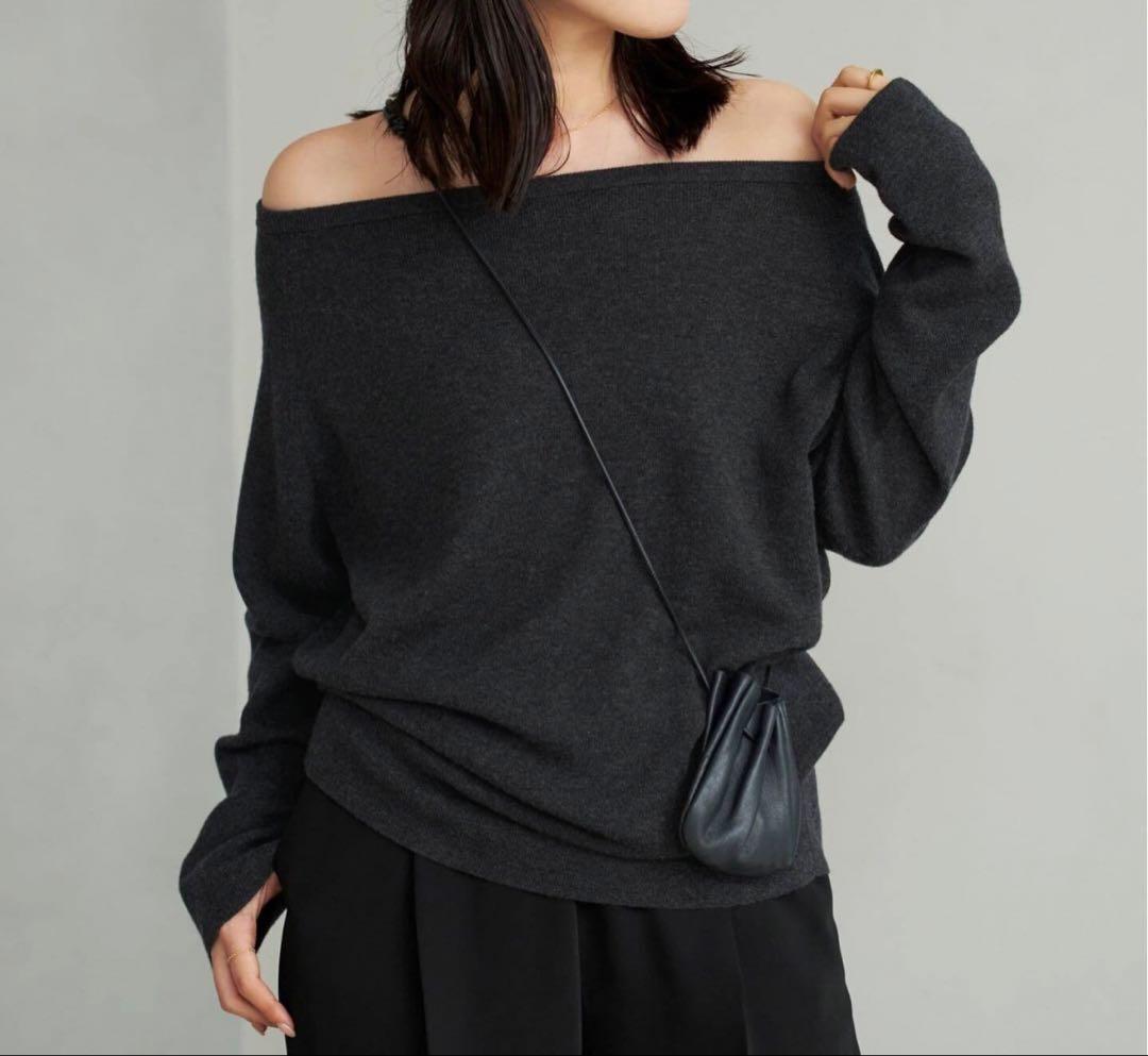 今季着用★一度着用のみ プラージュ Off shoulder slit ニット
