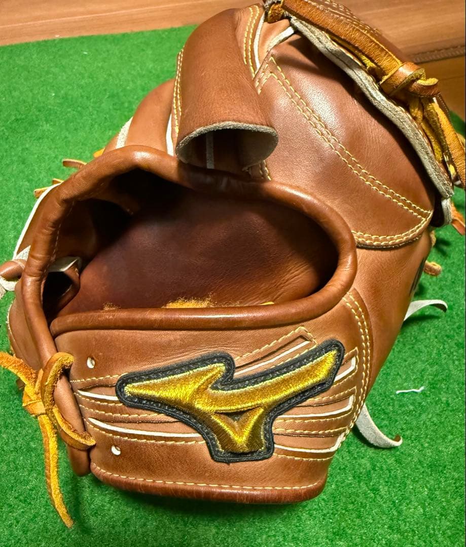 【超美品】ミズノプロ 硬式 投手用 オーダーグローブ 波賀ジャパン