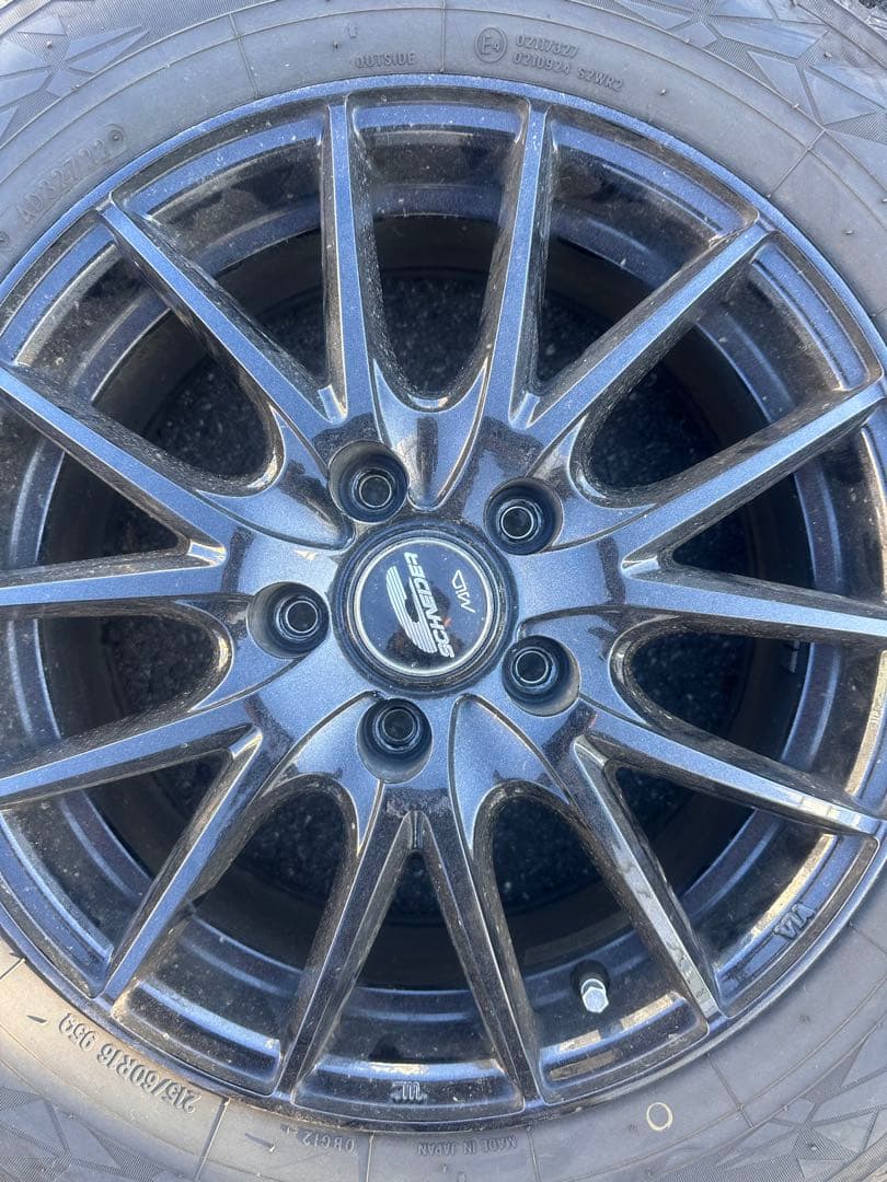 TOYOタイヤ　スタッドレス　ホイール付き4本セット　シュナイダー