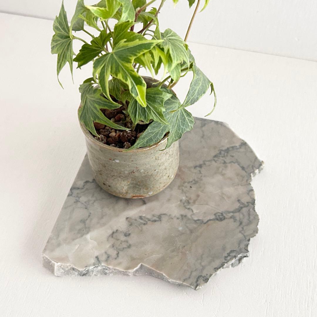 517コズミックグレー（大理石端材プレート）