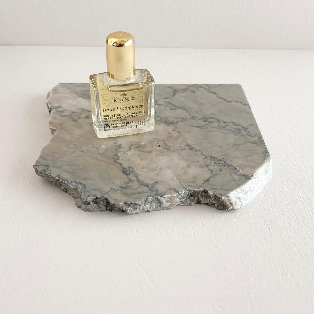 517コズミックグレー（大理石端材プレート）