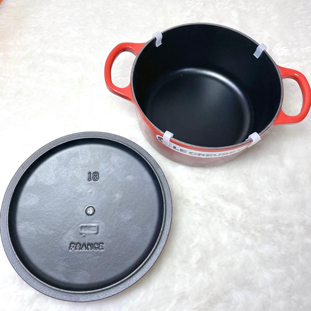 【新品✨】ル・クルーゼ 両手鍋 ココット 18 スフィアプレート 22