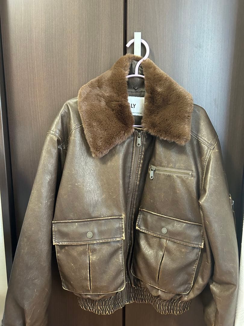 SLYヴィンテージ フェイクレザー ショート ブルゾン　ブラウン