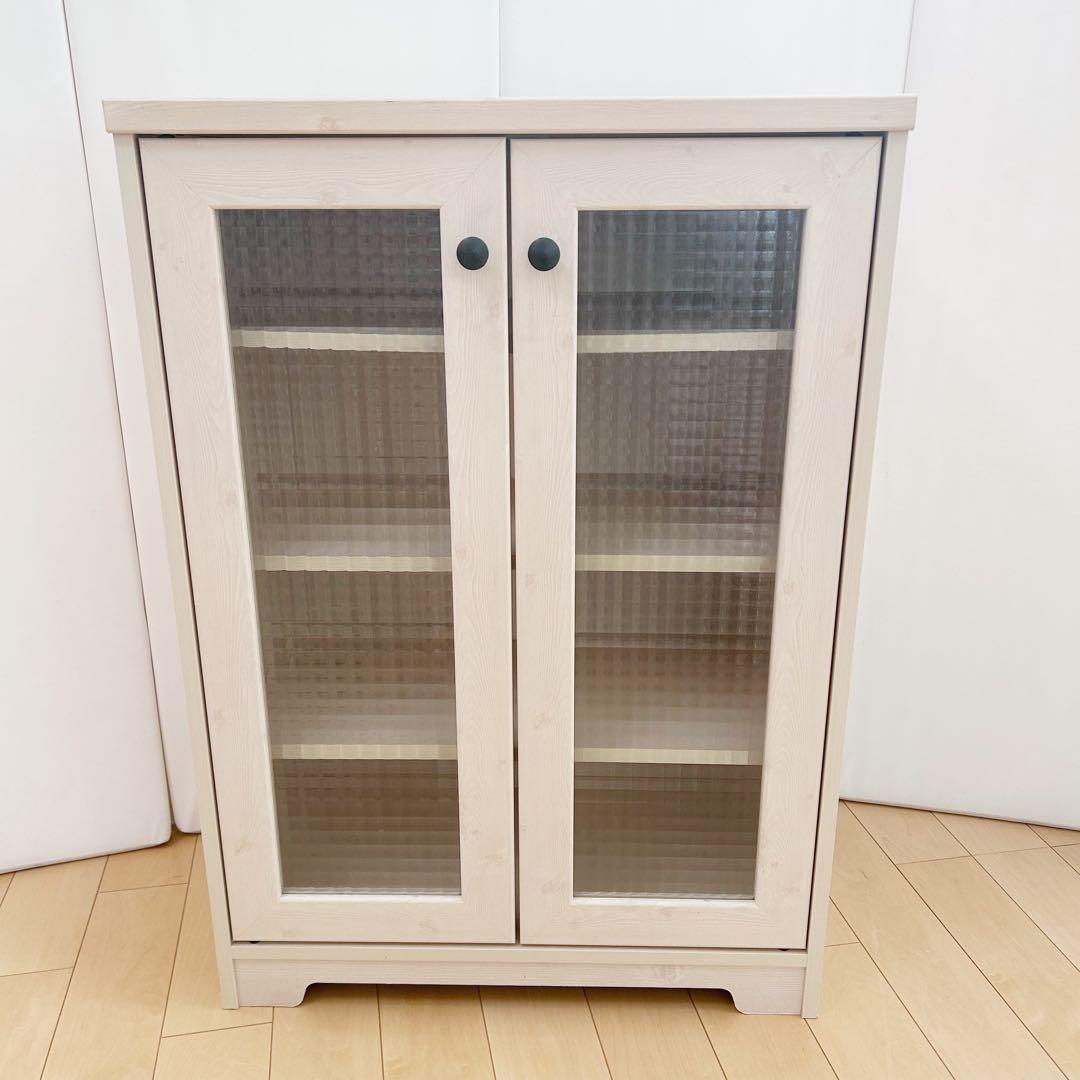 カントリーキャビネット　北欧　食器棚　チェッカーガラス　木目調　キッチン