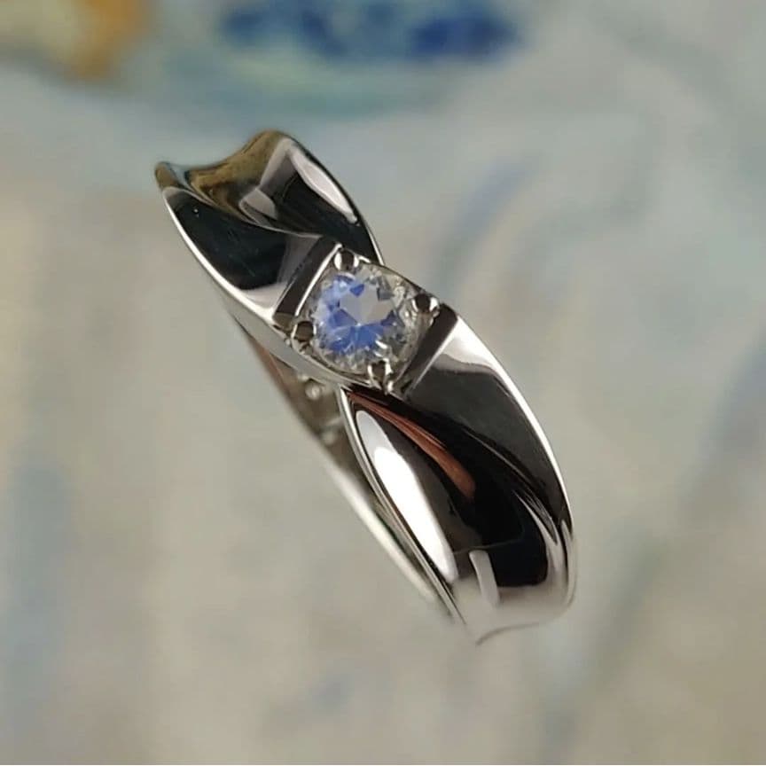 ゆきざき Ptムーンストーンリング プラチナ