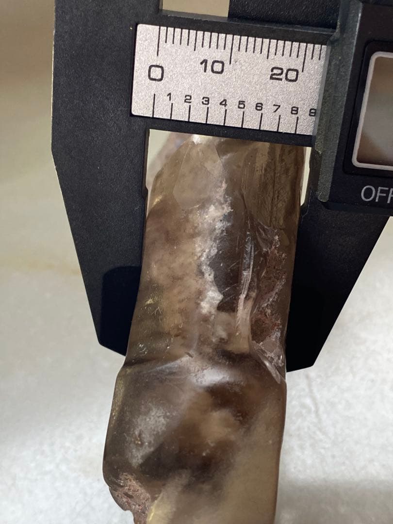 T1034ピンクホワイトガーデンクォーツ原石ルチル針瑪瑙共生ラダー虹入りジオード