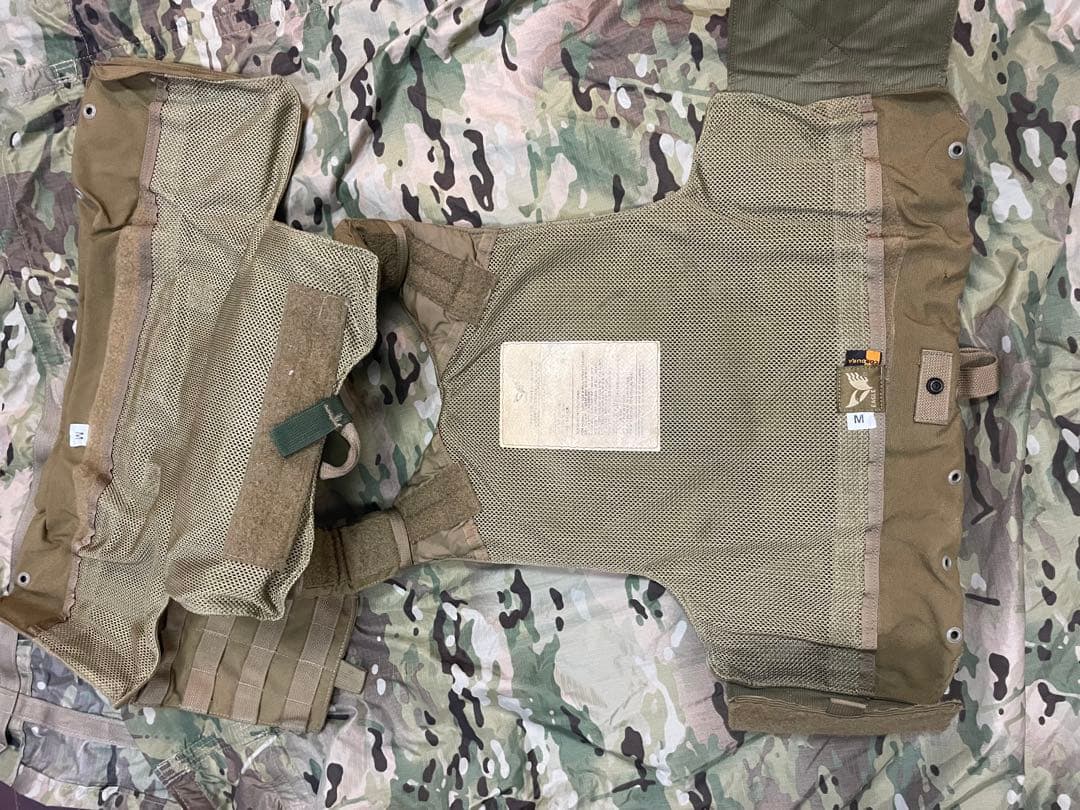 実物 米軍放出Eagle Industries mar-ciras M71