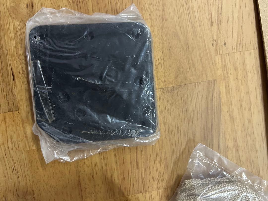 飛騨家具 ダイニングテーブル　椅子４脚セット　ステルス　布団レス　ヒータ　展示品