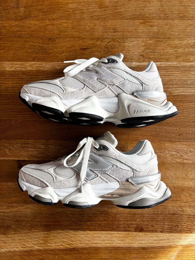 “OFF”ニューバランス 9060 wht ブラック 2点