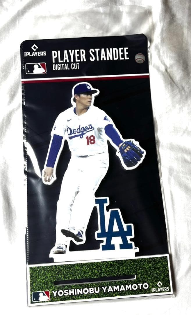 山本由伸 ロサンゼルス・ドジャース プレイヤースタンド フィギュア 高さ25cm