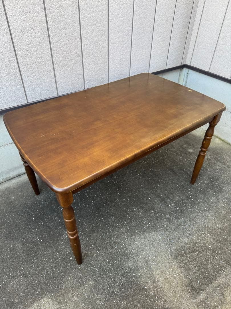 太*郎様 マレーシア製　ダイニングテーブル