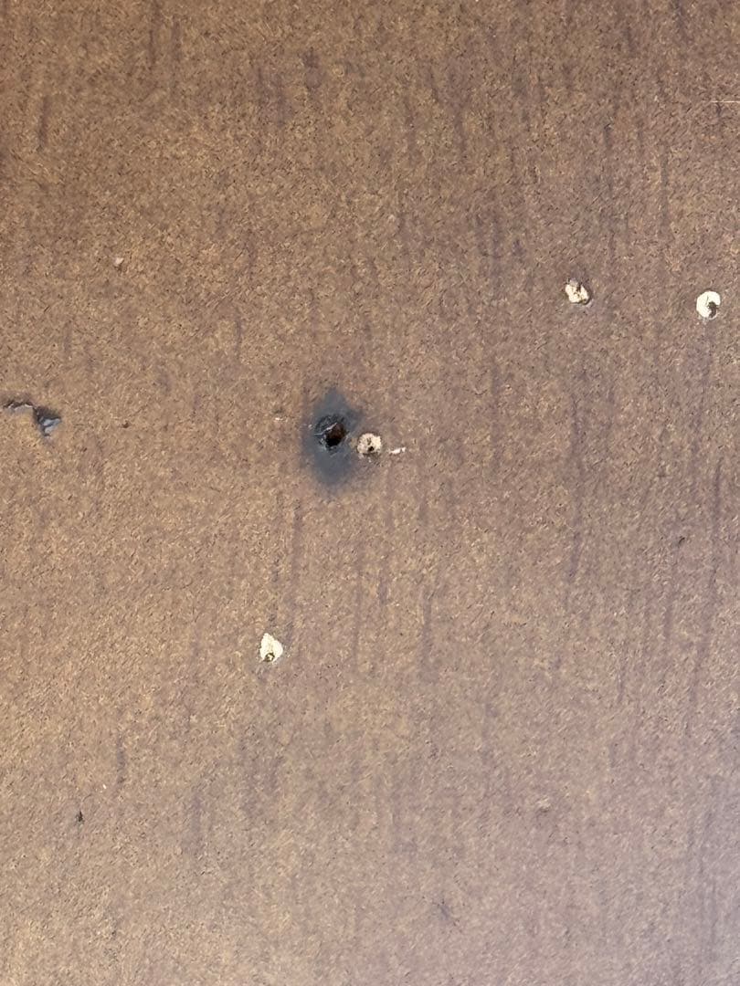 マレーシア製　ダイニングテーブル