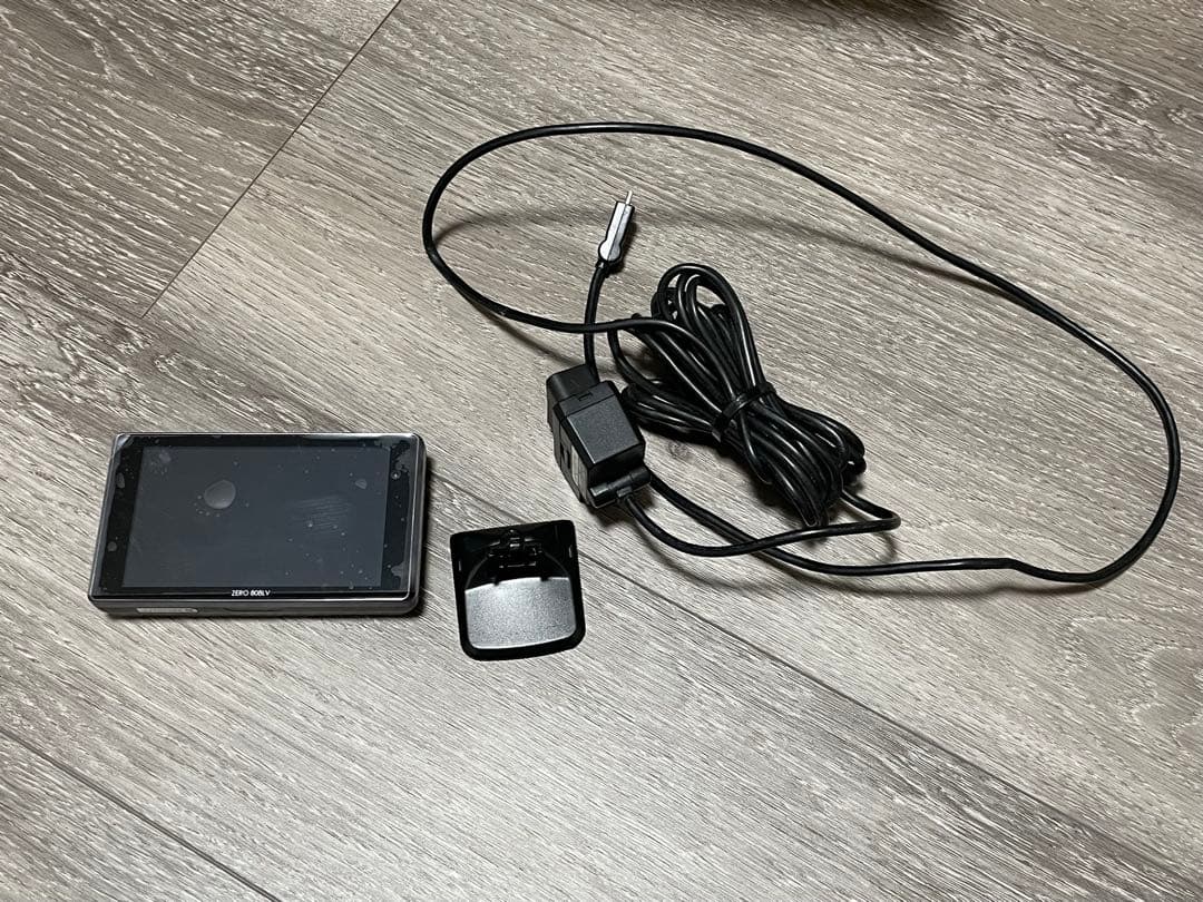 コムテックZERO 808LV レーダー探知機本体、OBD2接続アダプターセット