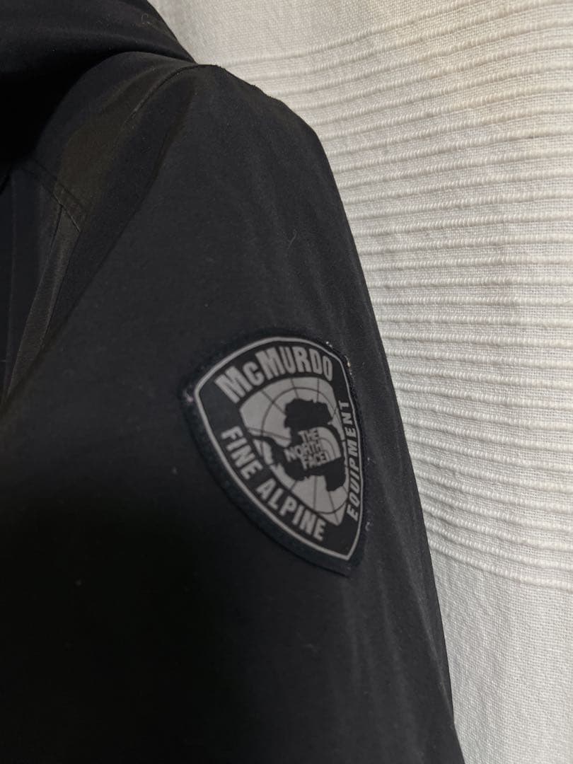 L ウィメンズ　McMurdo ブラックダウンジャケットノースフェイス