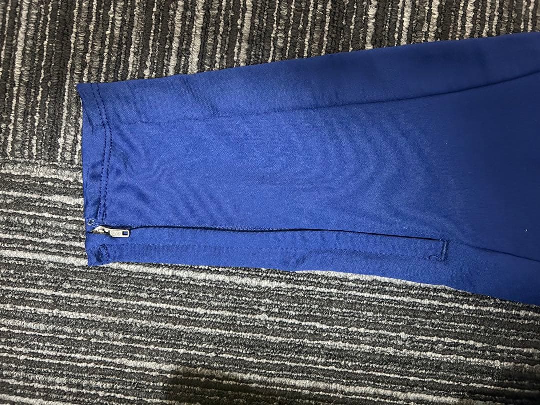 NIKE スポーツウェアー　上下セット　上M下S