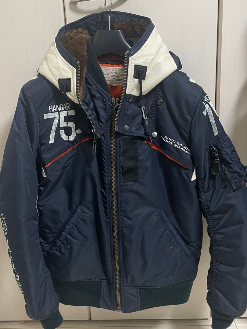 最値下げ　 AVIREX ネイビー MA-1ジャケット