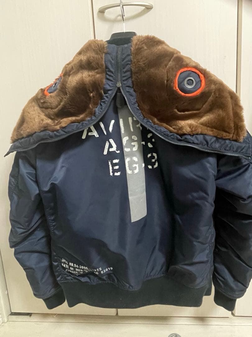 最値下げ　 AVIREX ネイビー MA-1ジャケット