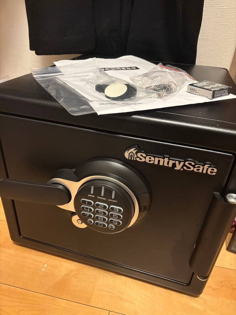 JFW082GUL 金庫 耐火 耐水 [テンキー式 /1時間耐火]