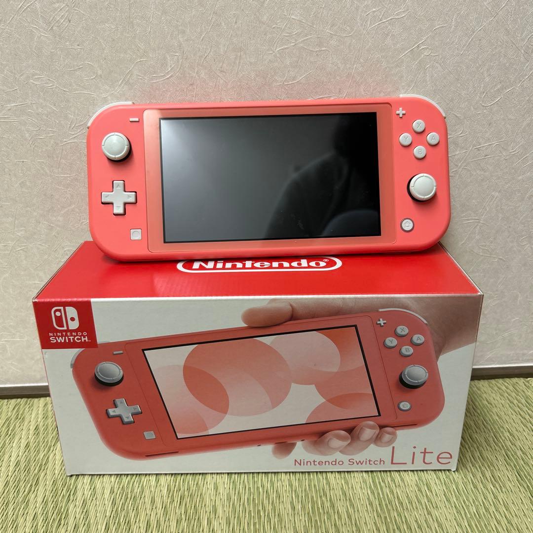 Nintendo switch Lite コーラル