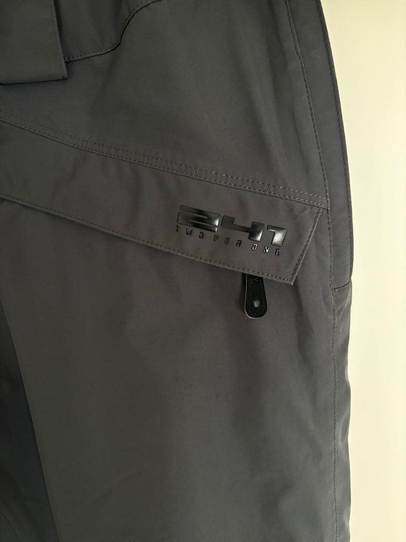 241 GORE-TEX 2Lビブパンツ スノーボードウェア
