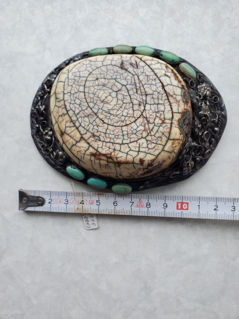 ★おリンボ★激レア　象牙調　天然物　彫刻　バックル