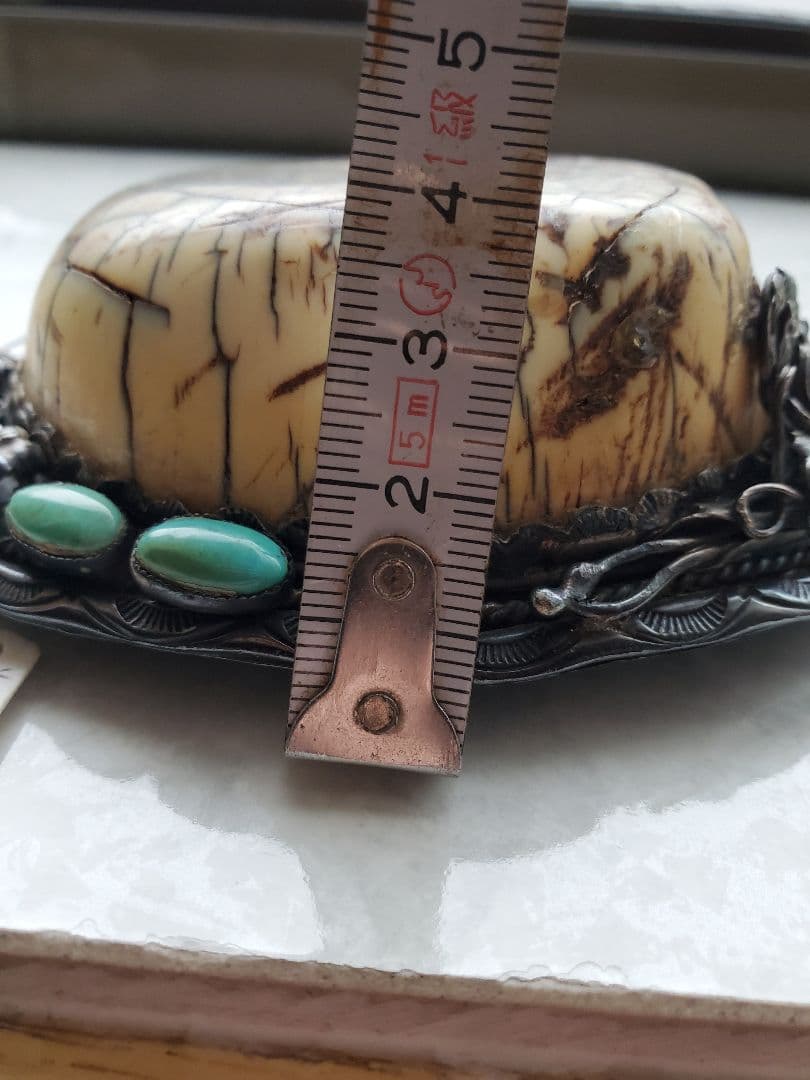 ★おリンボ★激レア　象牙調　天然物　彫刻　バックル