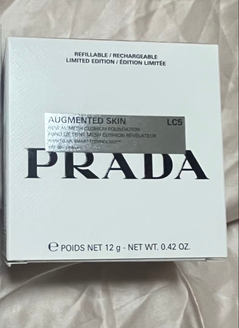 PRADA クッションファンデーション LC5