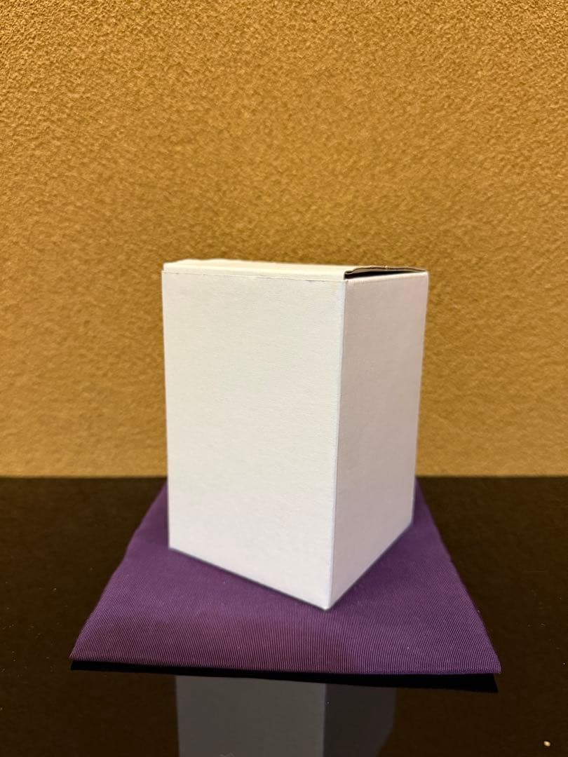 九谷焼　四代徳田八十吉　『萌春』　小花入