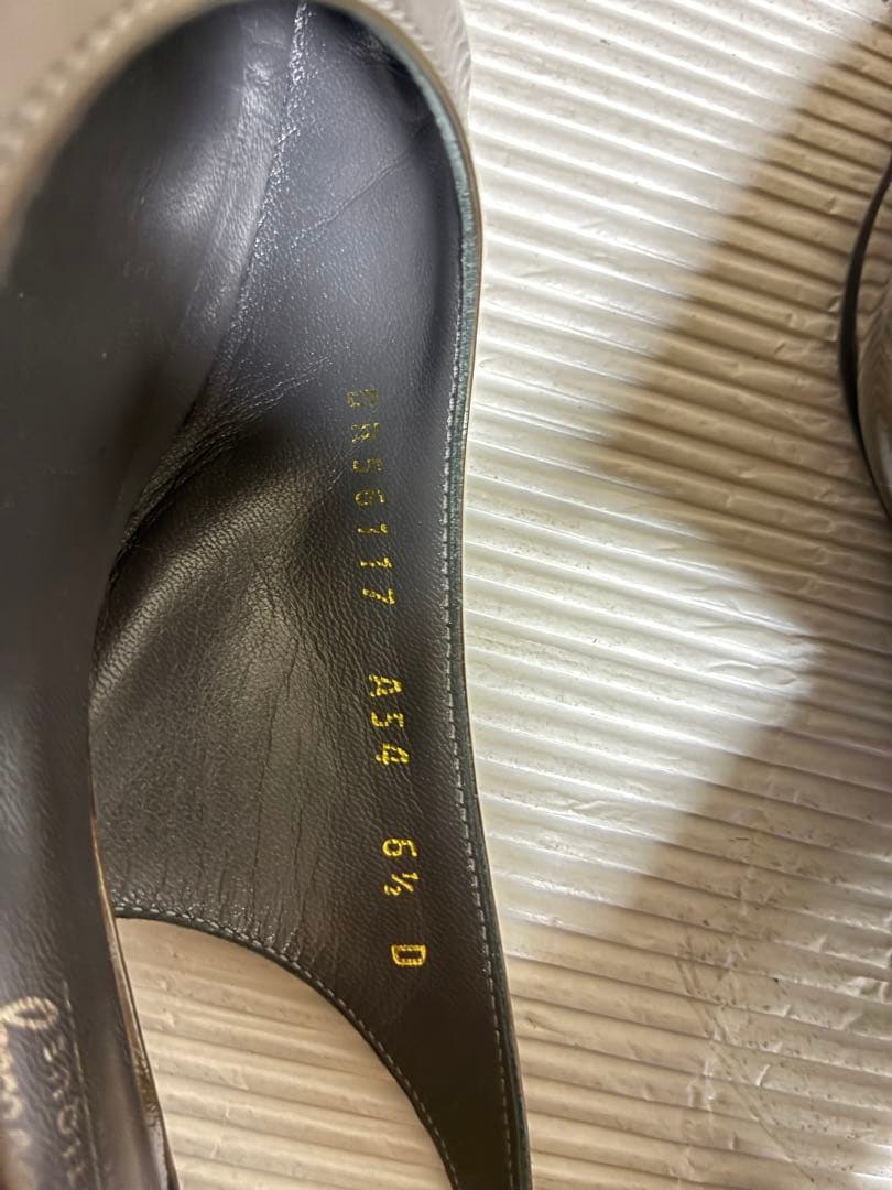 サルヴァトーレフェラガモ　パンプス　バックストラップ　2足まとめ売り