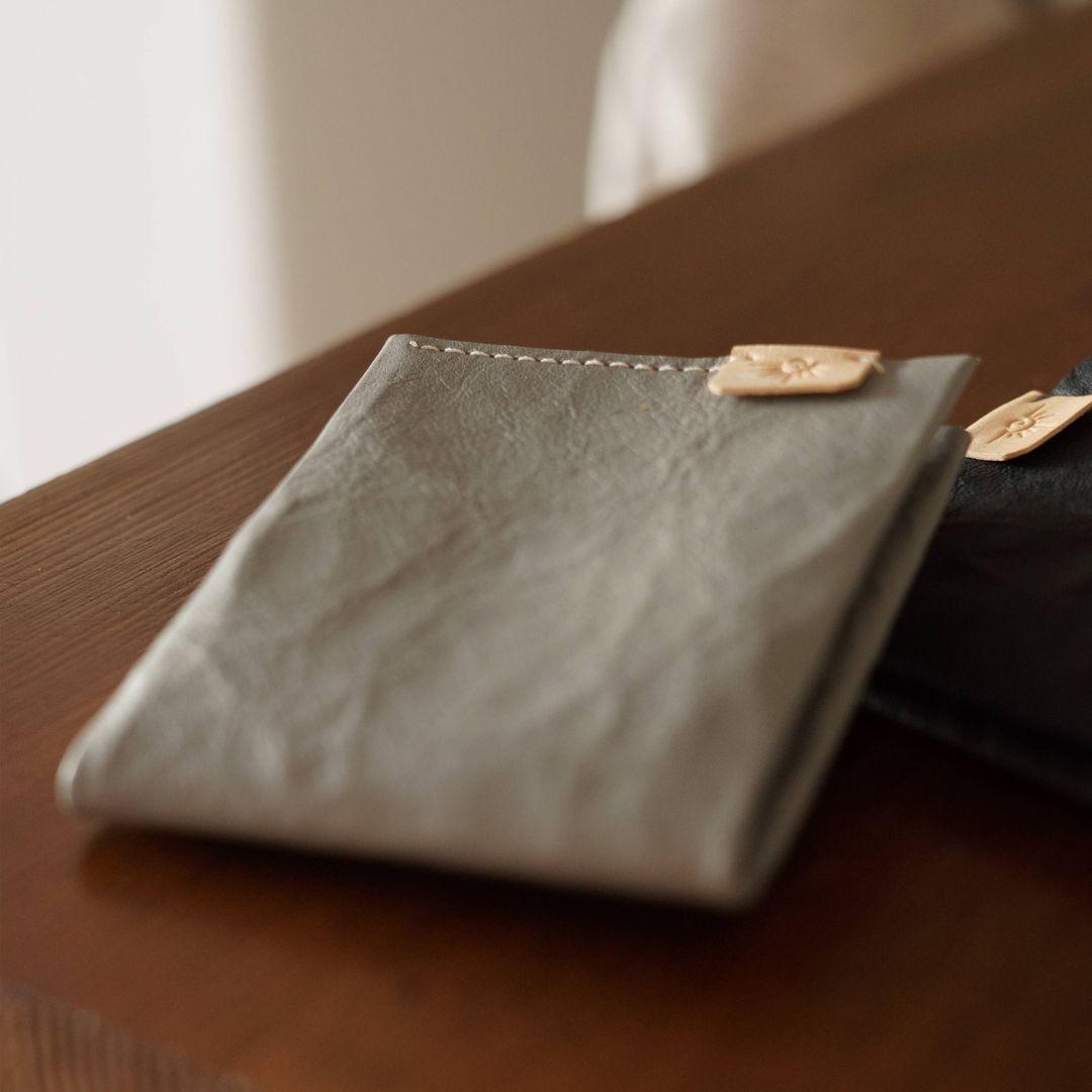 防水撥水コンパクトウォレット ダイニーマレザー