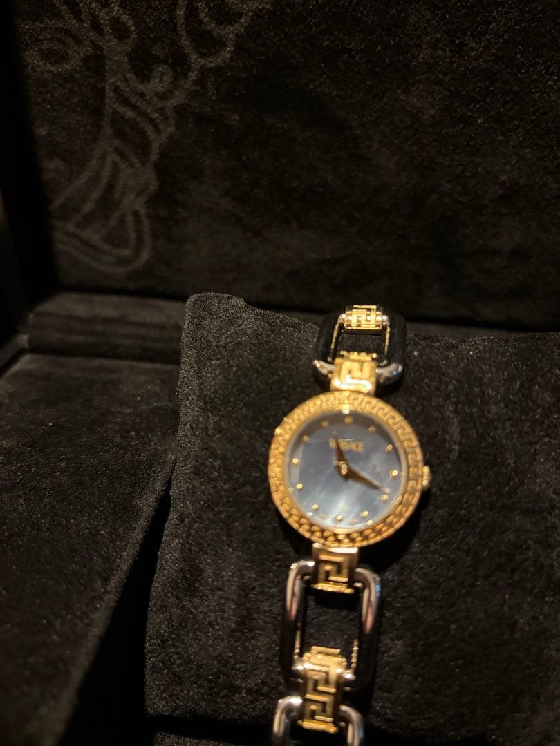 美品！　ベルサーチ　VERSACE　腕時計　ブレスレット