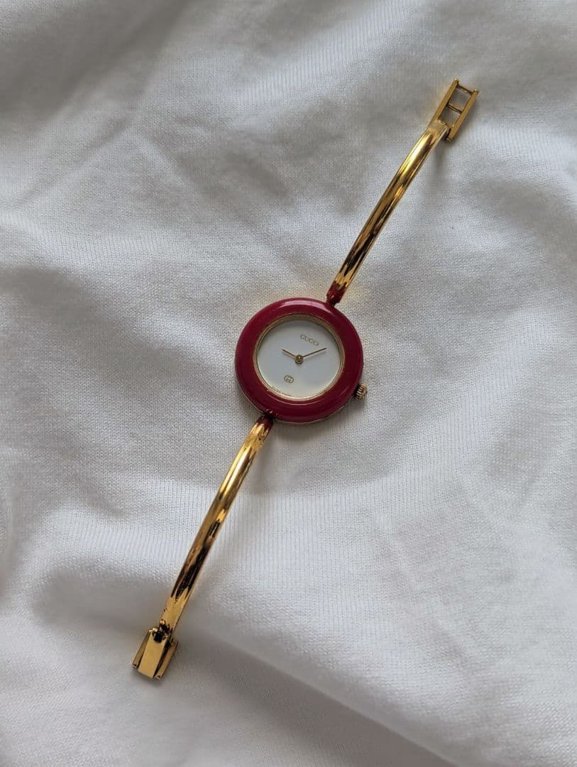 GUCCI 腕時計 チェンジベゼル レッドベゼル 不動 ジャンク品 部品取り用
