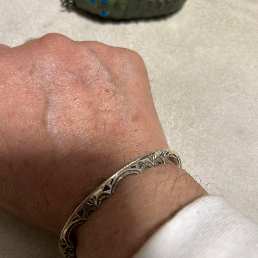 インディアンジュエリー　レイアダカイ　ジグザグトライアングルバングル