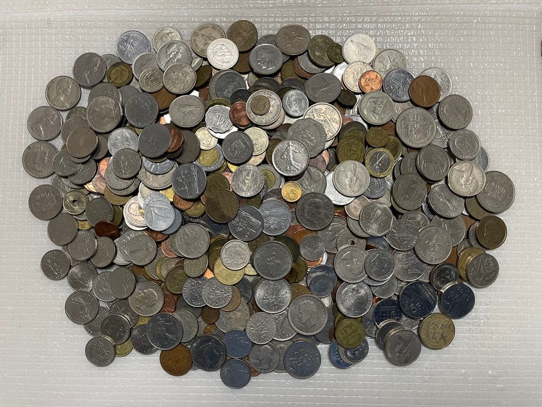 古銭　世界の古銭　外国の硬貨　色々　詳細はわかりません　約3847g K1