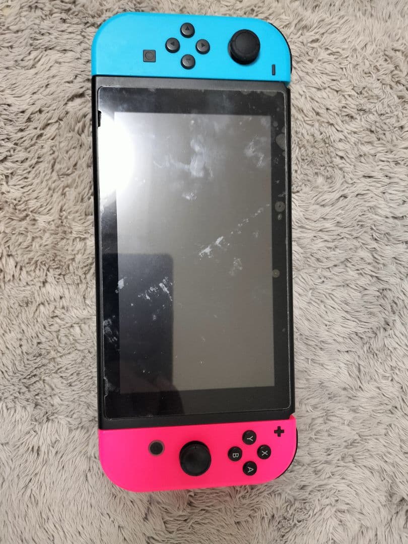 ニンテンドースイッチ本体セット、おまけケース付き