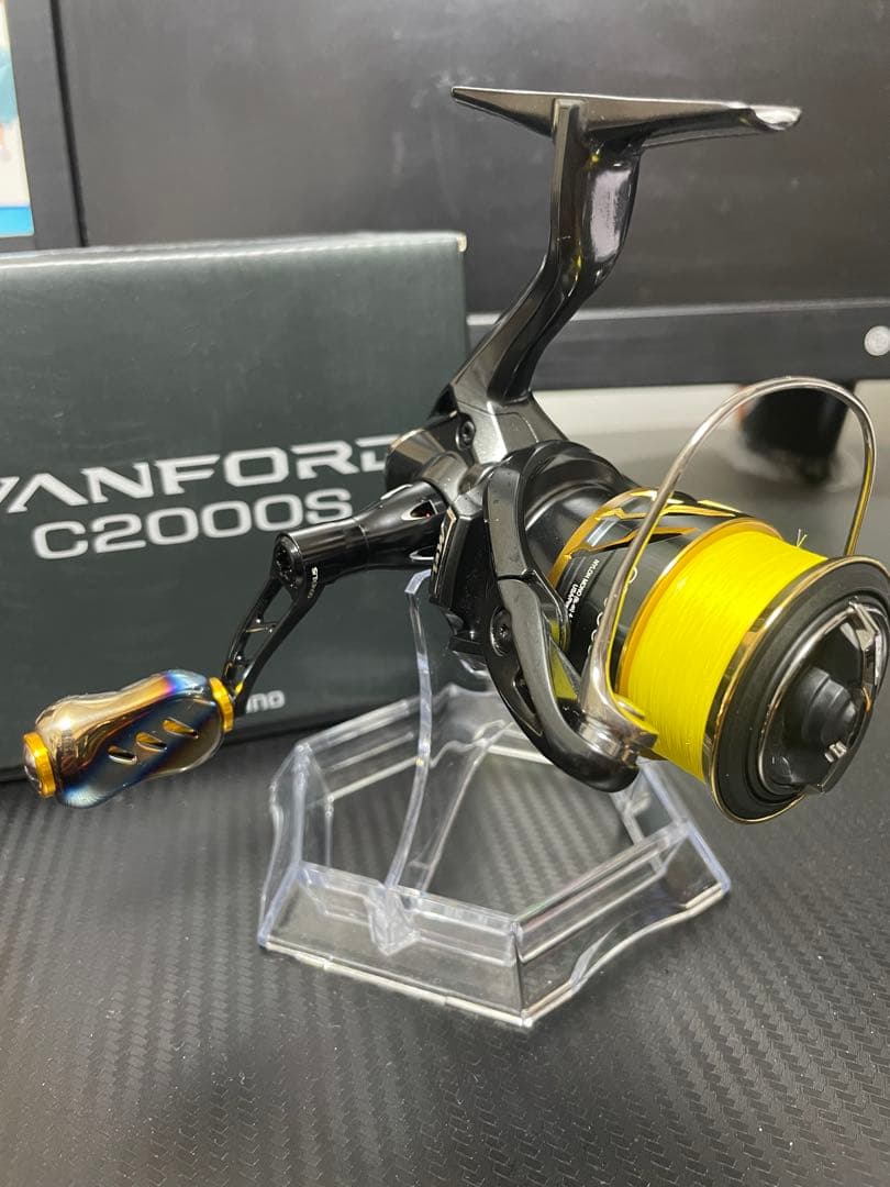 【極美品】シマノ 20ヴァンフォード C2000S 20ツインパワースプール