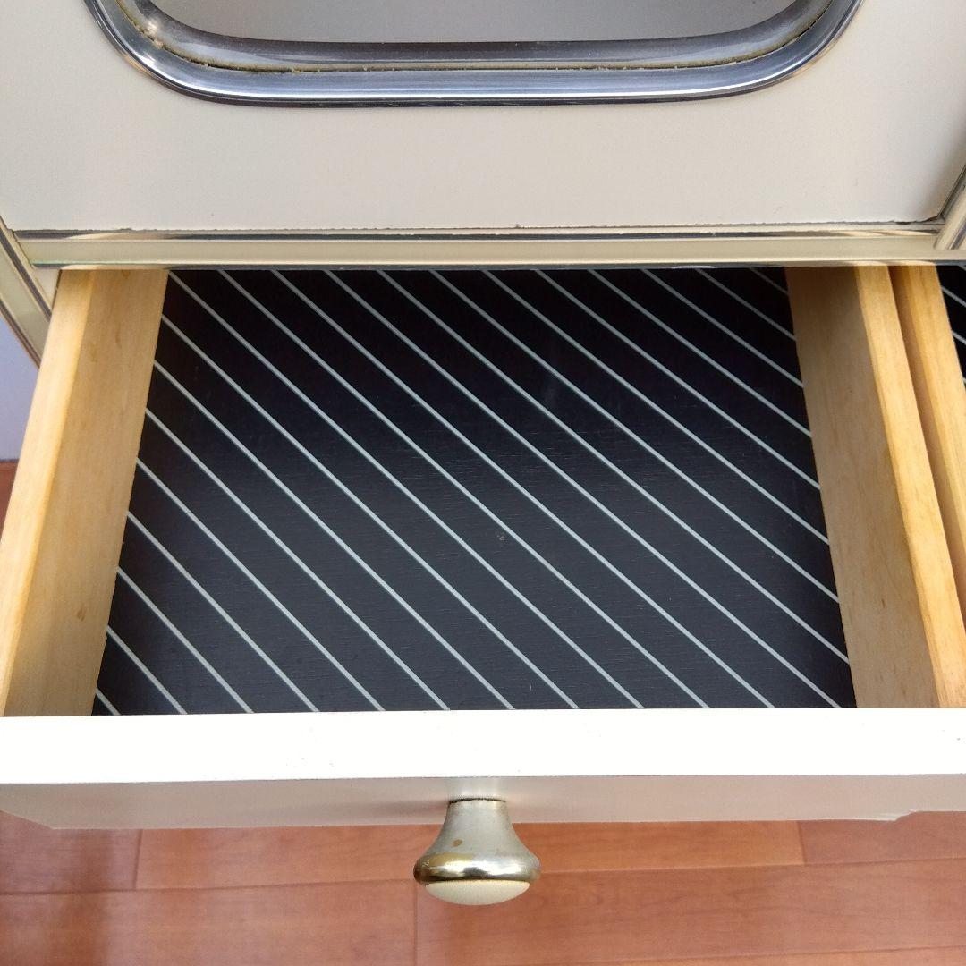 レトロポップ　食器棚　アーチ型　飾り棚